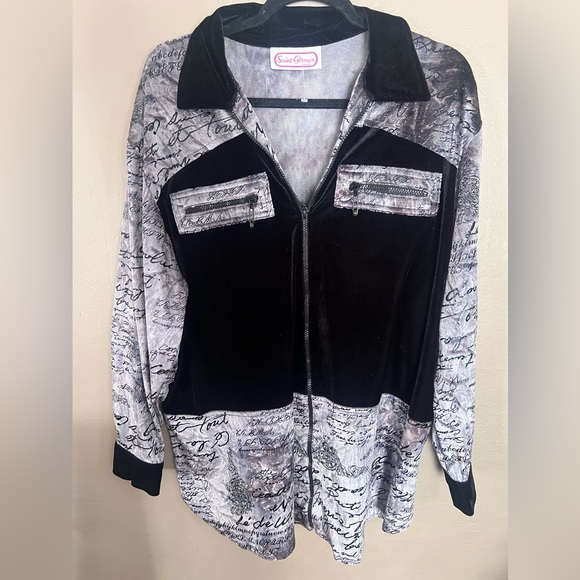 Chic Script Print Jacket - Picture 1 of 3